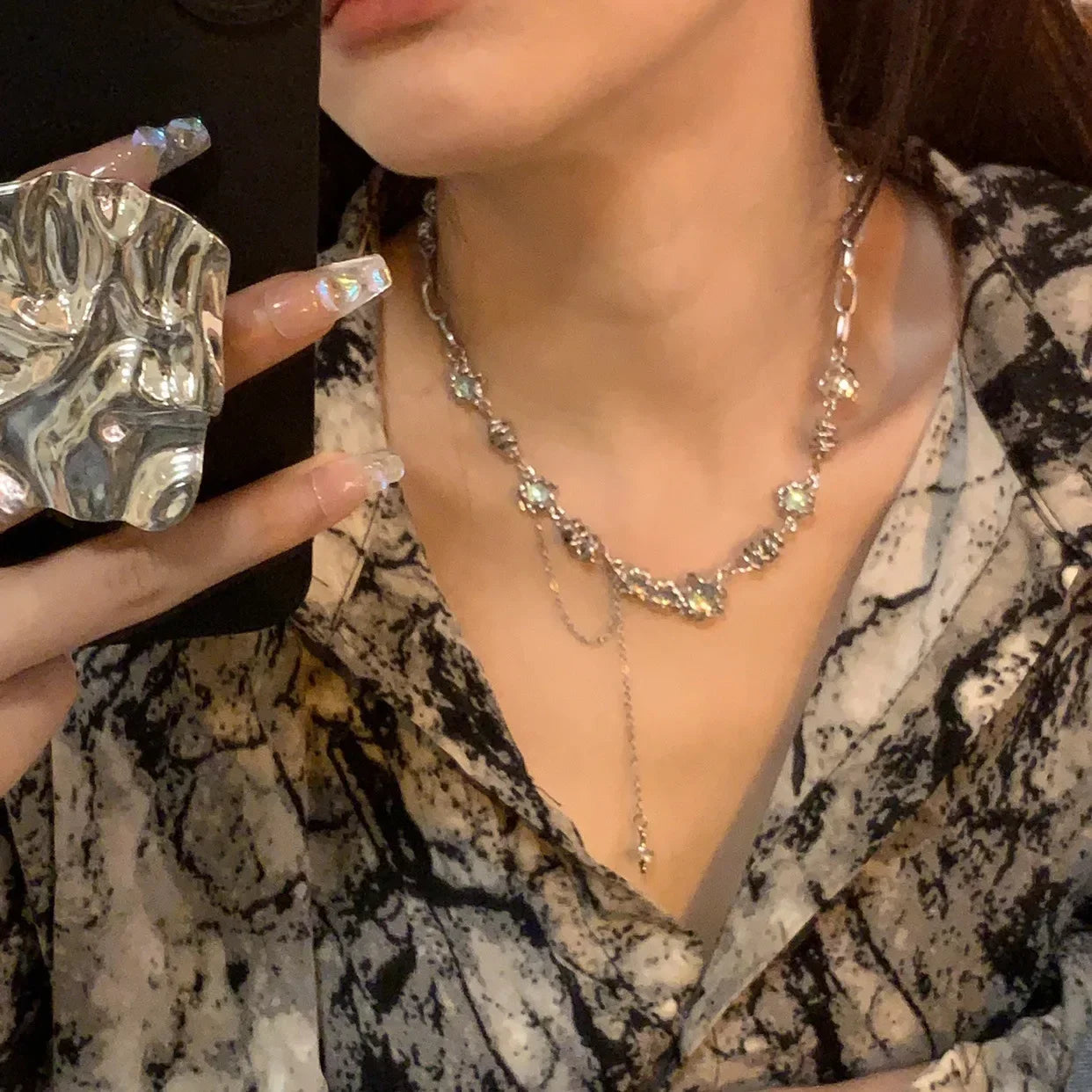 Y2K Retro Kpop Silver Color Pendant Necklaces for Women Gothic Zircon Heart Cross Tassel Necklace Punk Clavicle Choker Jewelry