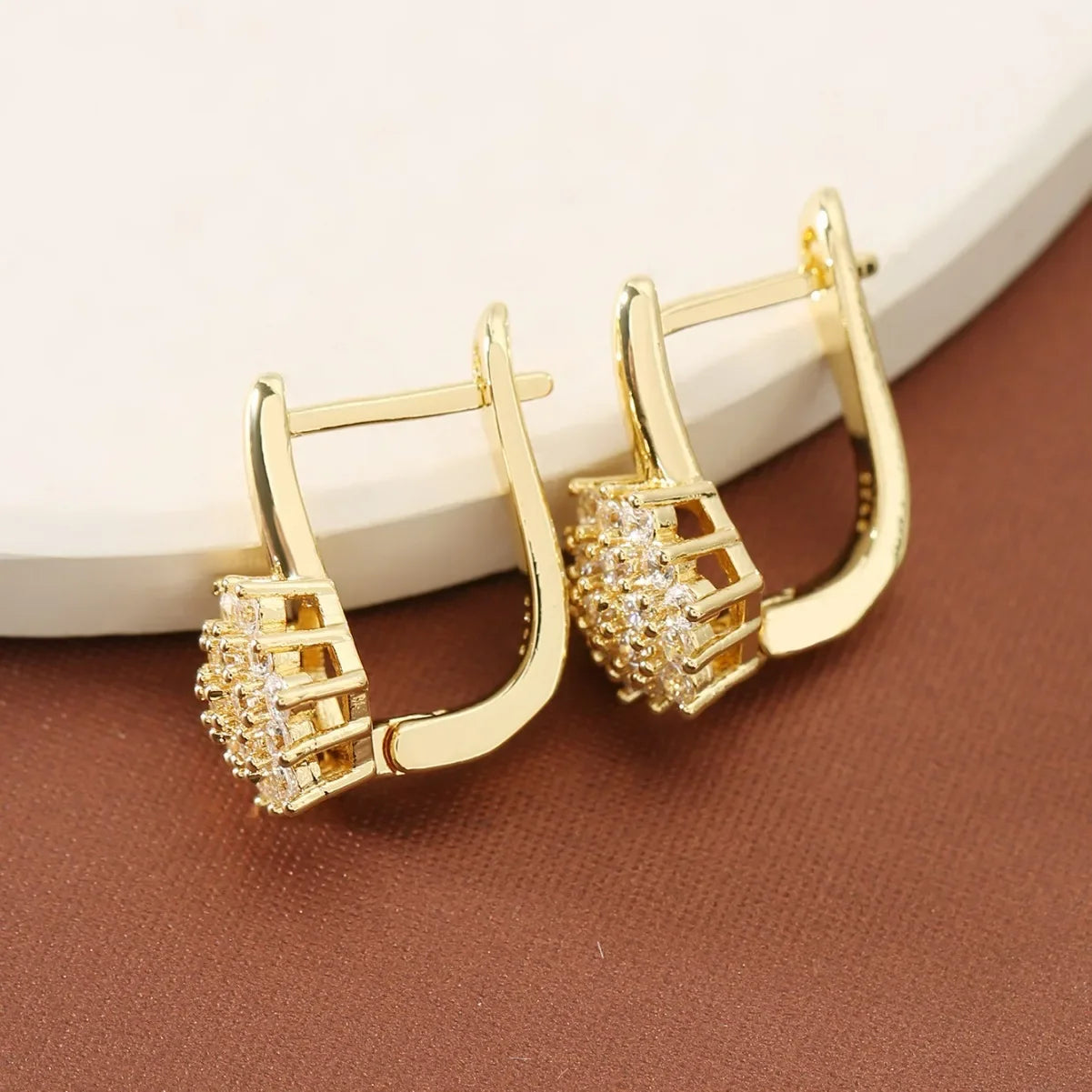 Personality Classic U Shape Zircon Flower Hoop Earrings for Women Luxury Gold Color Stainless Steel Crystal Korea Jewelry Gift