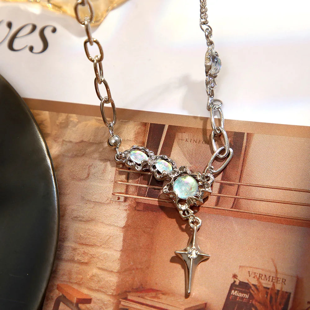 Y2K Retro Kpop Silver Color Pendant Necklaces for Women Gothic Zircon Heart Cross Tassel Necklace Punk Clavicle Choker Jewelry