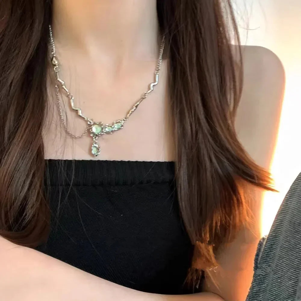 Y2K Retro Kpop Silver Color Pendant Necklaces for Women Gothic Zircon Heart Cross Tassel Necklace Punk Clavicle Choker Jewelry