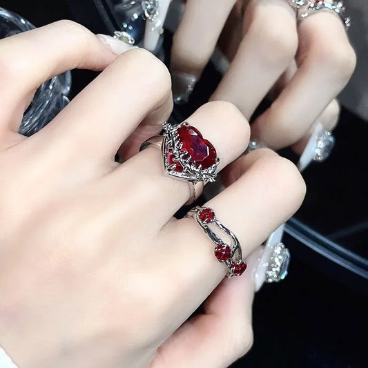 Vintage Goth Irregular Red Crystal Heart Ring for Women Charm Hollow Zircon Liquid Open Adjustable Ring Punk Party Jewelry Gift